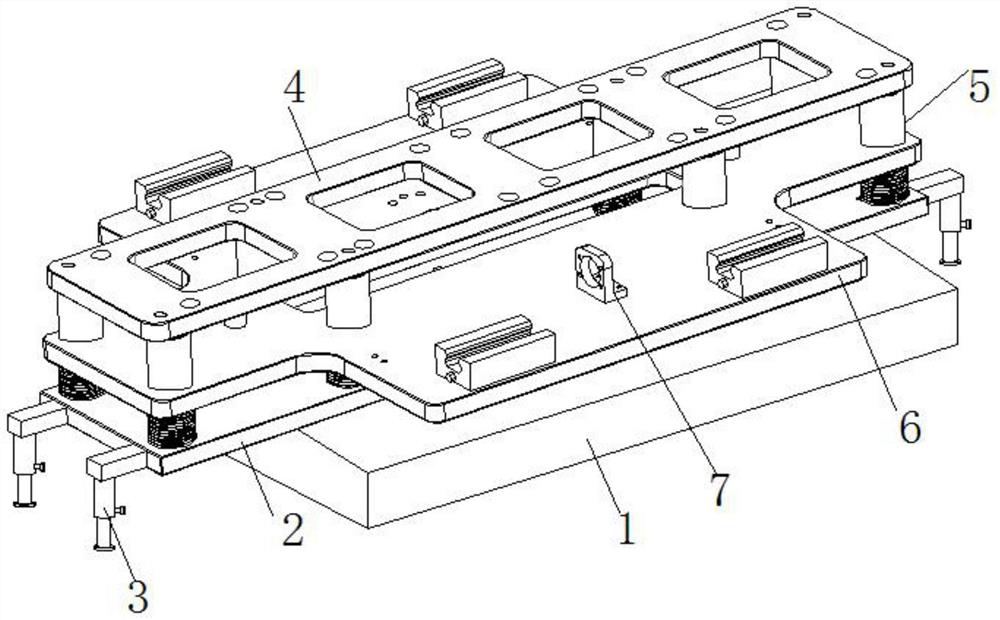 A high-permeability and weather-resistant automotive lampshade mold processing fixing mechanism