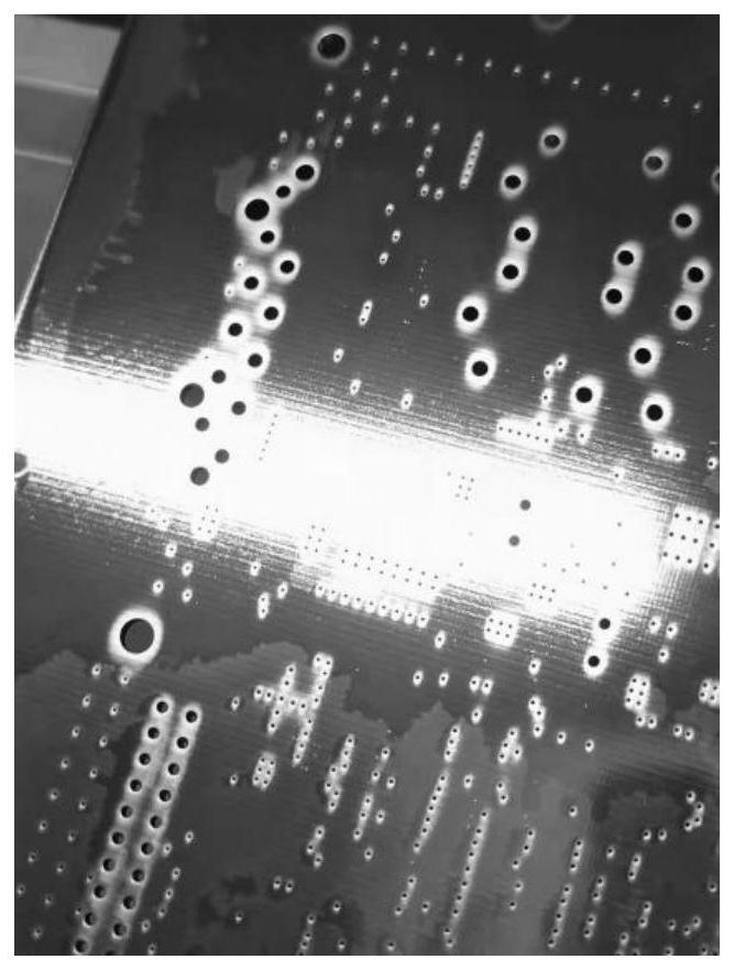 Pulse electroplating method for solving color difference of appearance of thin plate