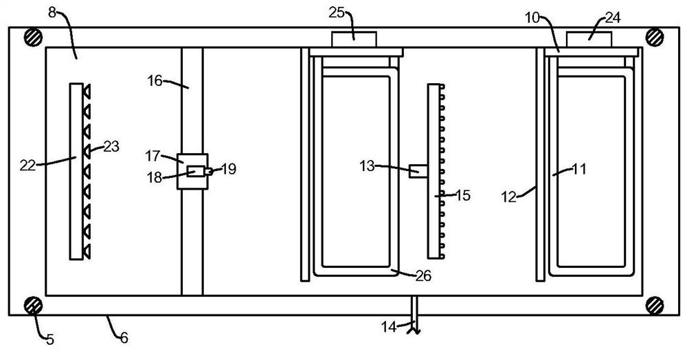 Continuous heat treatment device for metal layered composite board