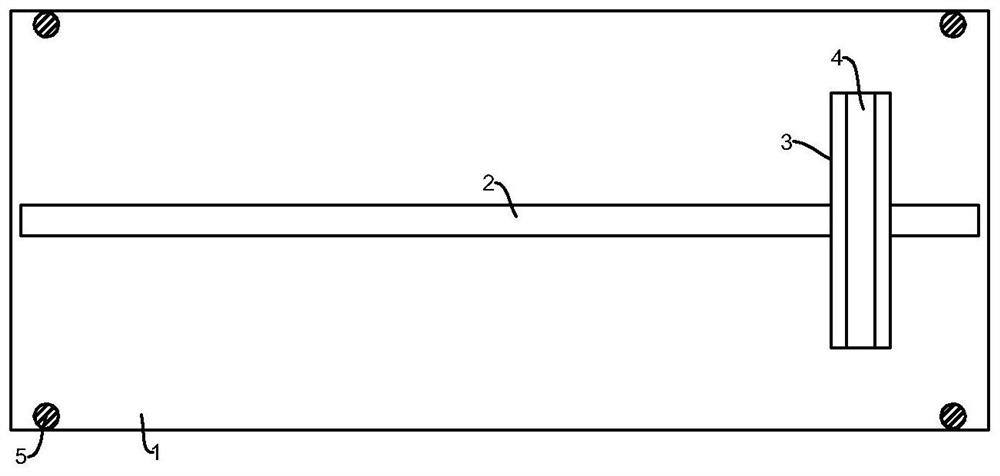 Continuous heat treatment device for metal layered composite board