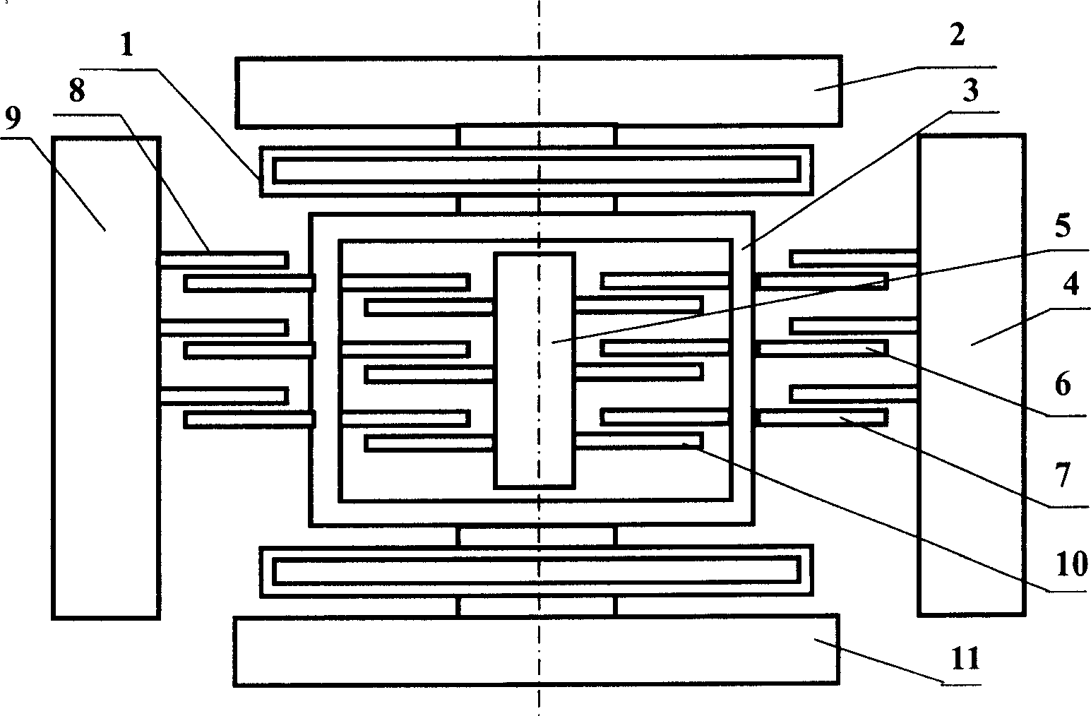 Differential capacitance type acceleration transducer with frame structure