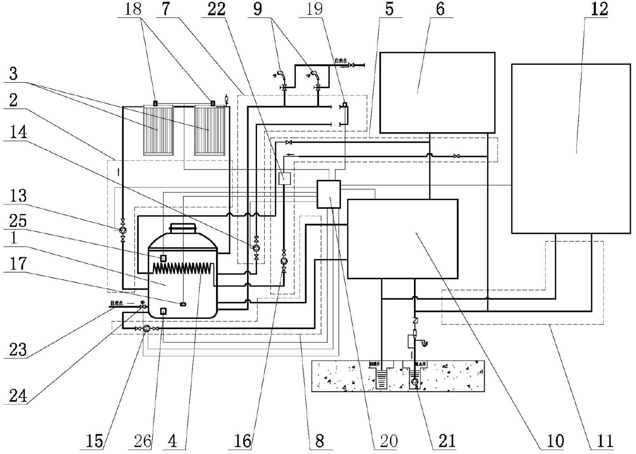 Solar energy, heat pump and capillary network compound hot water heating/refrigerating device