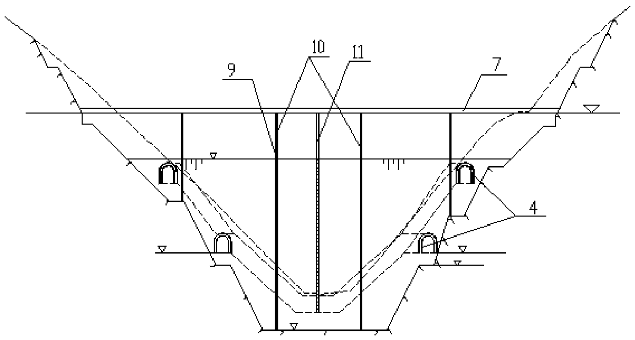 Assembly type tailing dam and construction method thereof