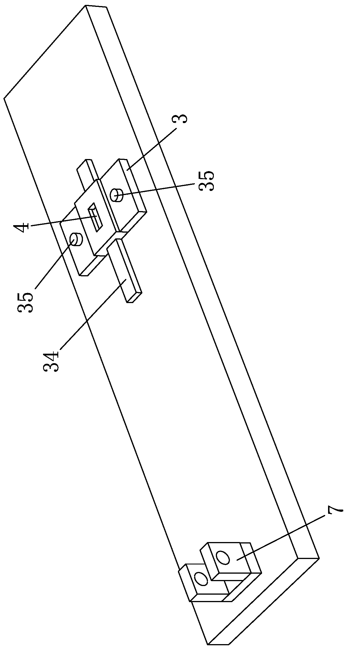 Installing device for adjusting pipeline angle