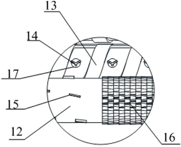 High-efficiency and low-breakage corn ear peeling device