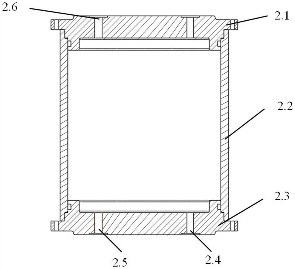 Hydraulic oil filtering device utilizing negative pressure