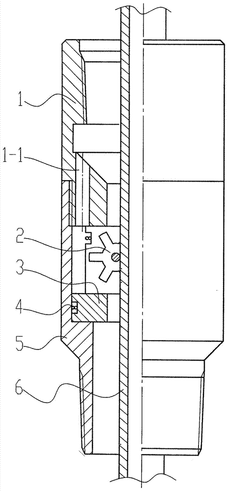 Viscosity reduction stirrer on lower portion of pump