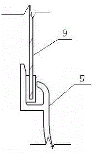 Passenger room underframe internal installation structure easy to dismount for urban rail vehicle