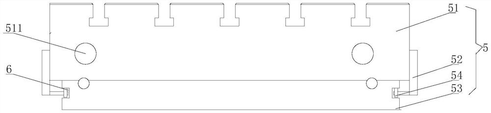 A high-performance press with an open fixed table