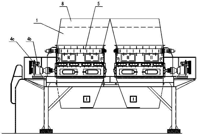 Uniform feeding device for biomass boiler