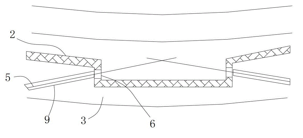 Construction method and pouring structure in prestressed tendon position of prestressed coal bin cylinder wall