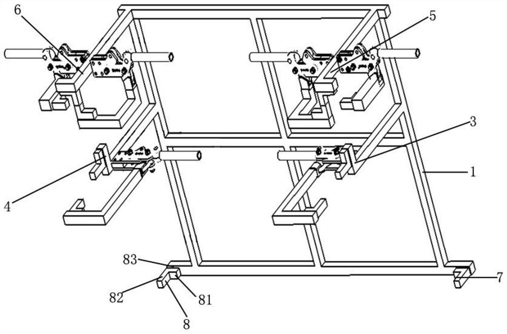 Centering machine cover assembling tool structure