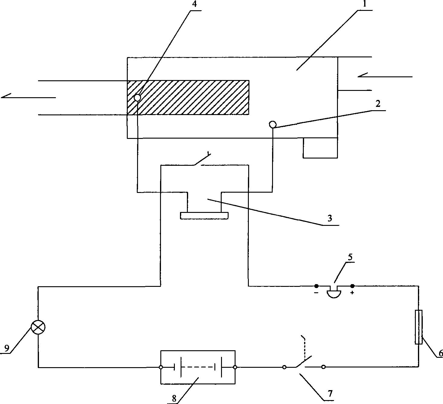 Breakdown alarming device of air filter