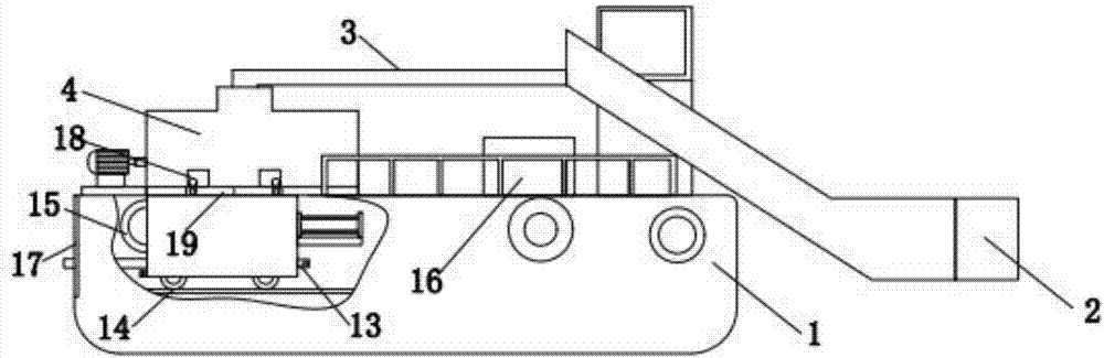 Ship for dragging water hyacinths