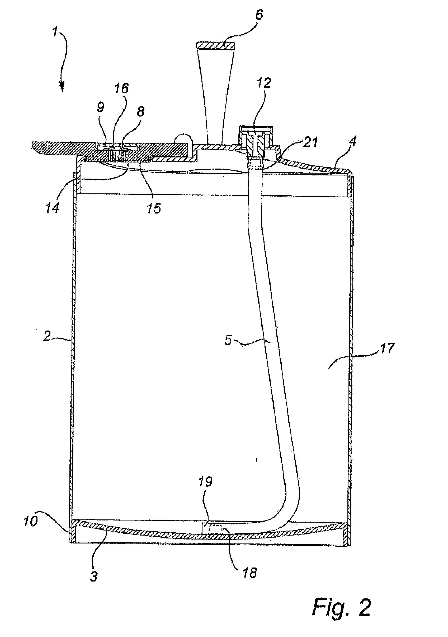 Cylindrical collapsible container