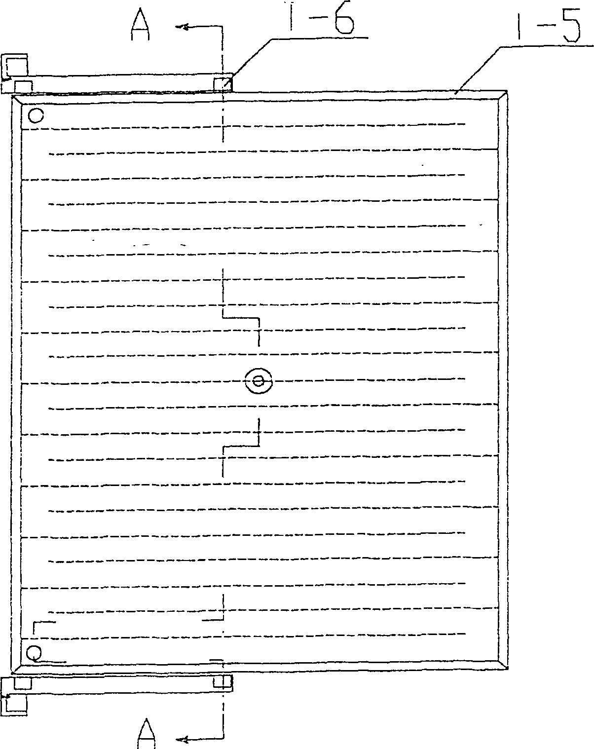 Window-type plastic solar heat collector