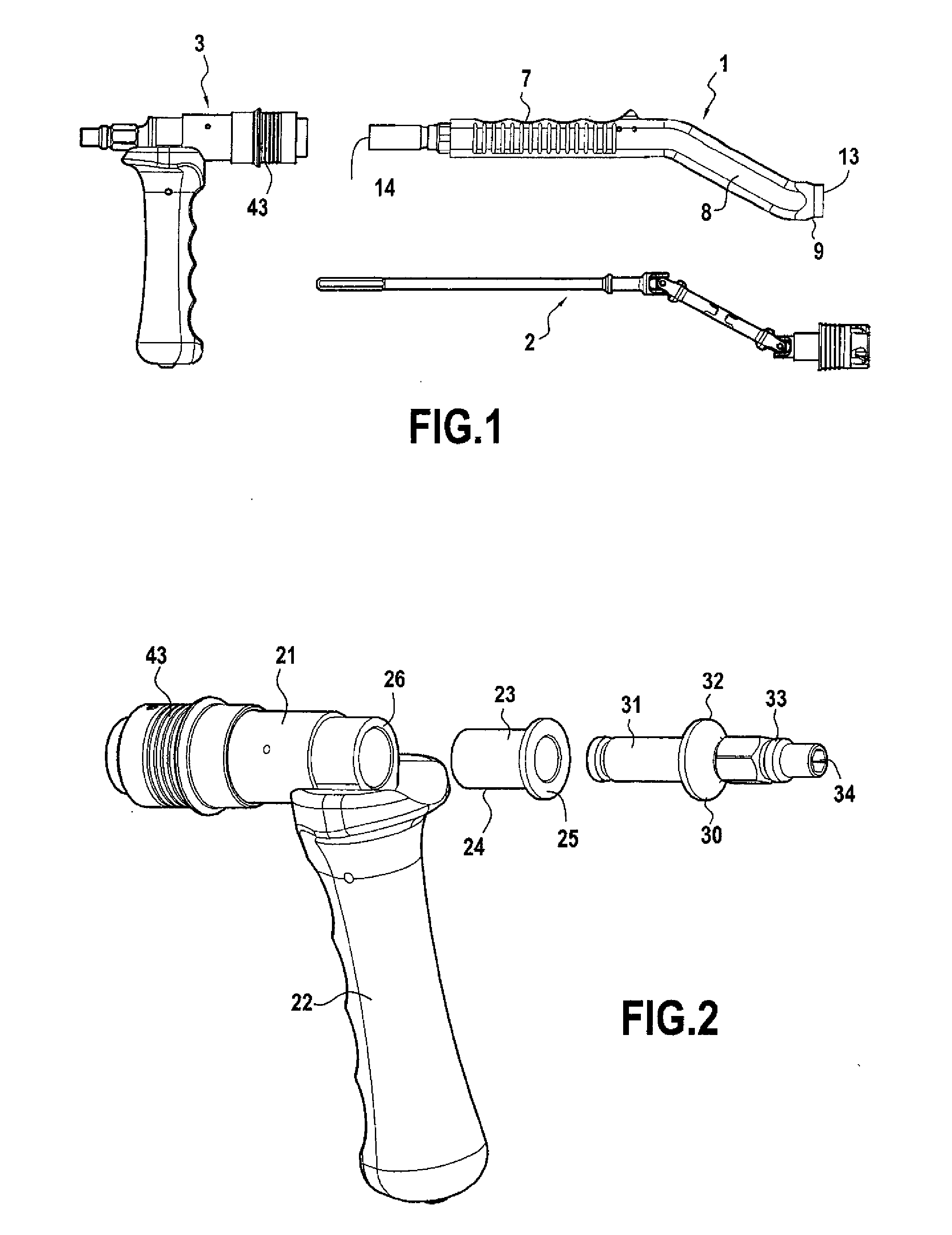 Rasp holder fitted with a handle