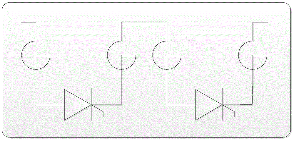 Direct current converter valve with linear valve layer arrangement