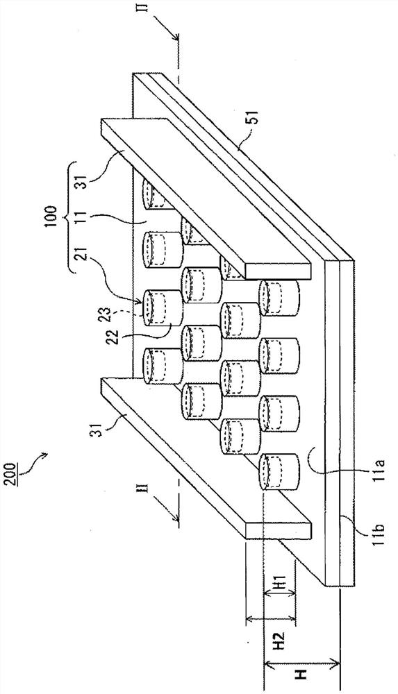 Sound-blocking sheet member, sound-blocking structure using same, and method for manufacturing sound-blocking sheet member