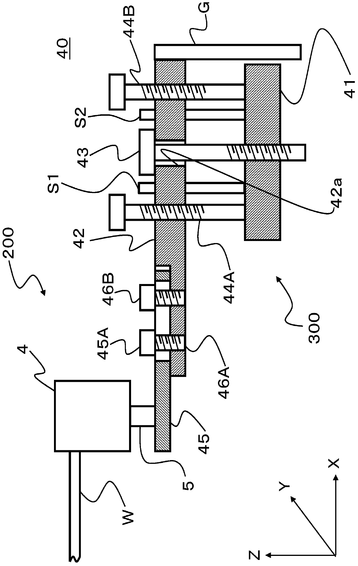 Substrate transfer device and substrate transfer method