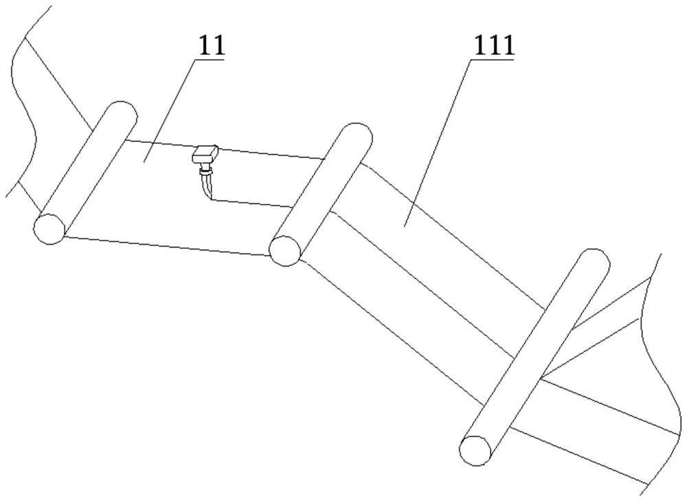 Molding device and molding method for mask earbands