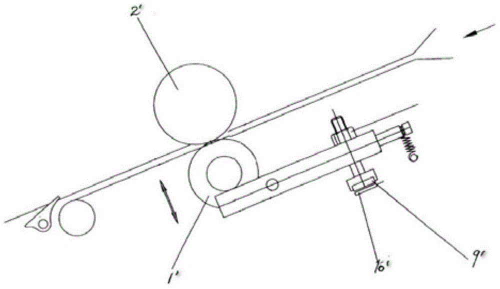 Medium thickness detecting device