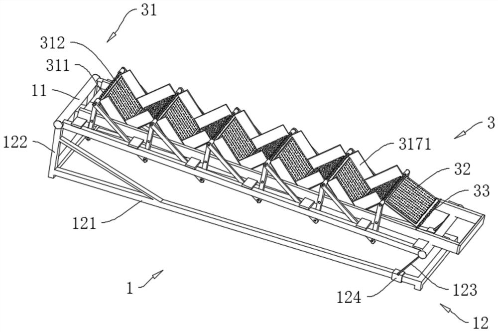 Multi-stage vibrating screen not prone to being blocked