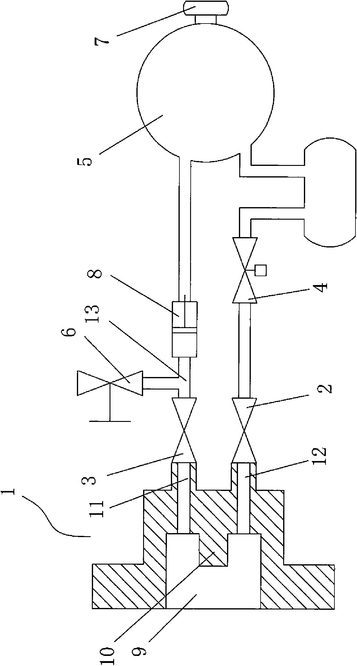 Sealing gas sampling apparatus