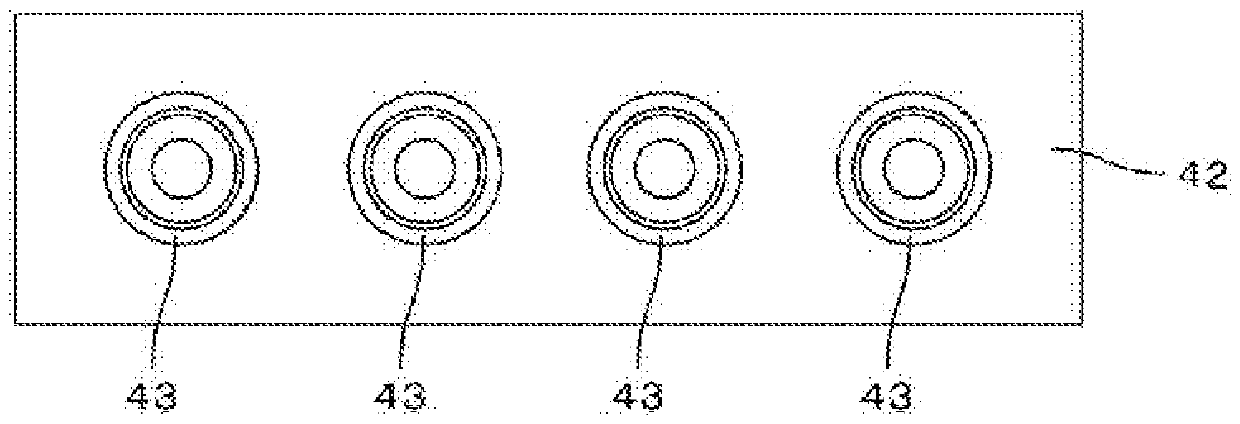 Substrate separation apparatus for stacked body