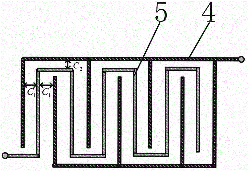 Surface strain detection device based on elastic substrate and filled interdigital capacitor