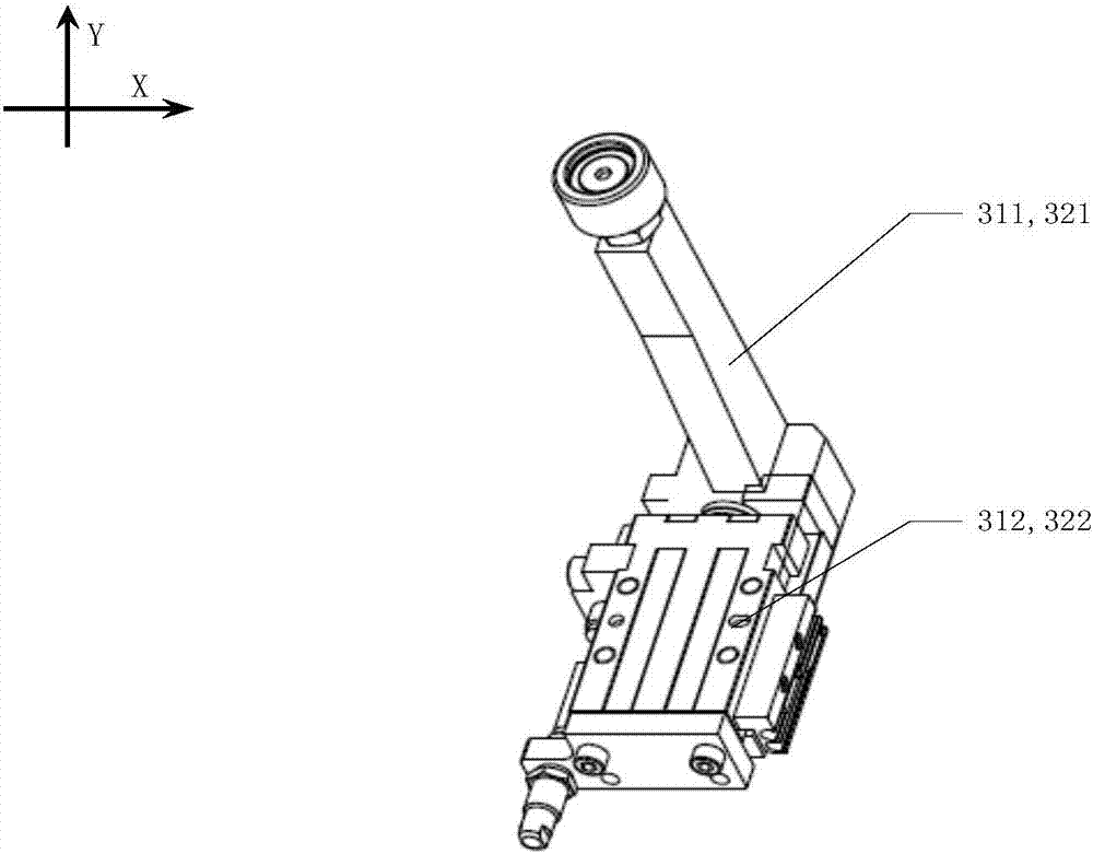 Metal pattern plate manipulator pre-aligning mechanism and metal pattern plate feeding method and application