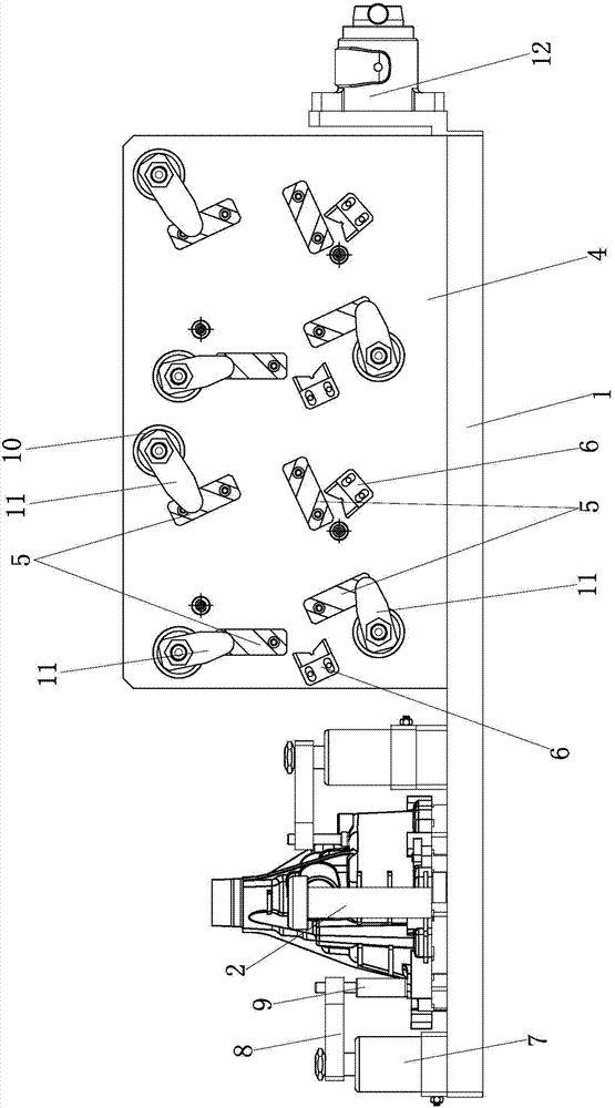 Extension box oil seal hole clamp and worm wheel hole clamp combined four-station clamp