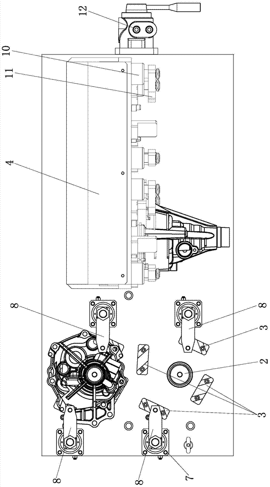 Extension box oil seal hole clamp and worm wheel hole clamp combined four-station clamp