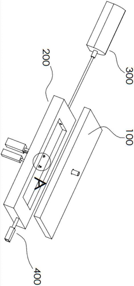 Cutting die with automatic waste clearing function