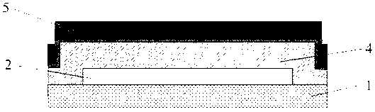 Self-aligning metal oxide thin film transistor and manufacturing method thereof