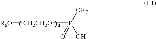 Over-coating agent for forming fine patterns and a method of forming fine patterns using such agent