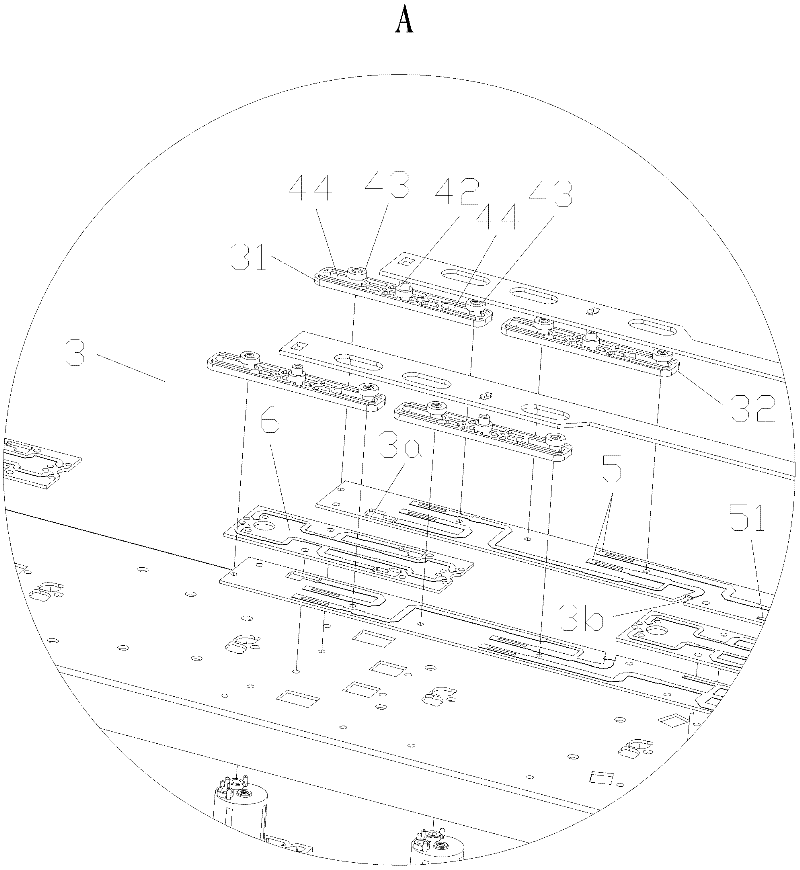 Dual-polarized electricity tuning directional base station antenna and communication base station