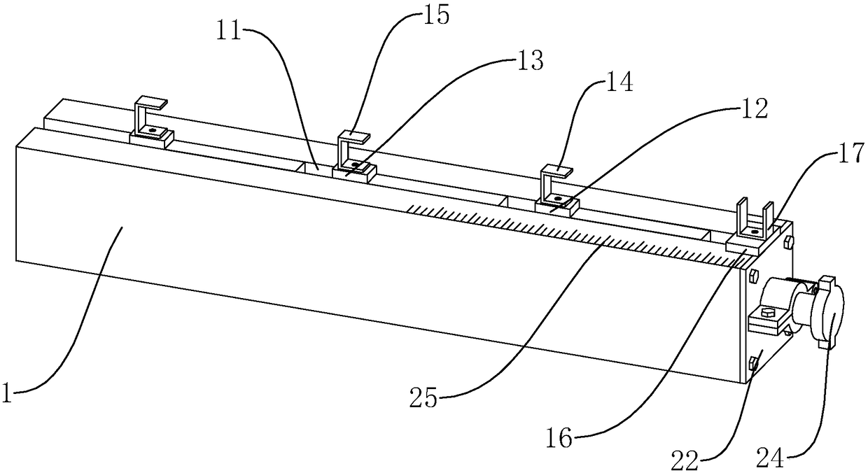 Steel bar interval adjusting device