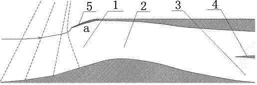 Supersonic aircraft air inlet channel with adjustable throat area and adjusting method