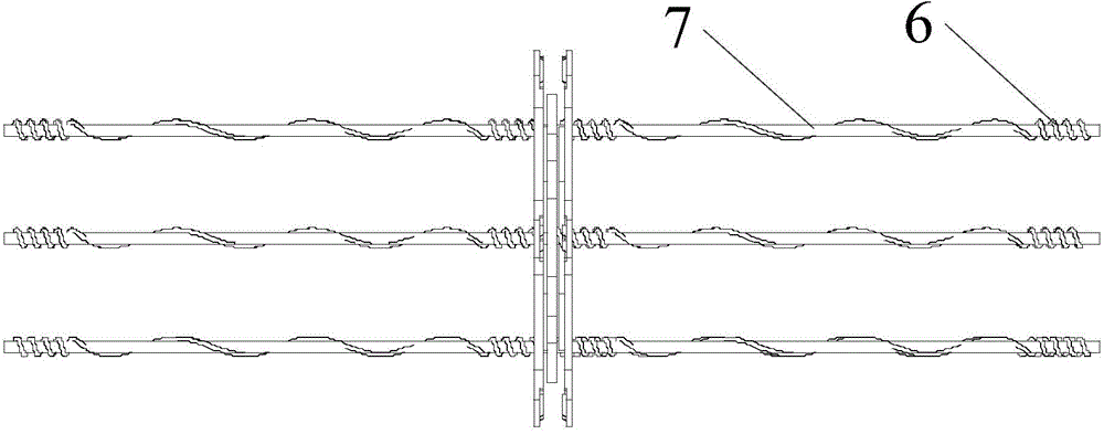 Damping connection type multi-split conductor current-disturbing anti-galloping device