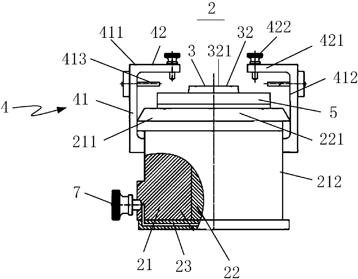 A vertical displacement measuring device and its calibration method