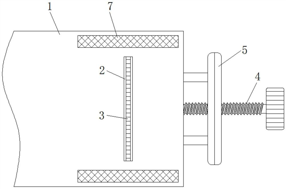 Connecting rod transmission-based identification photo cutting device for photo studio