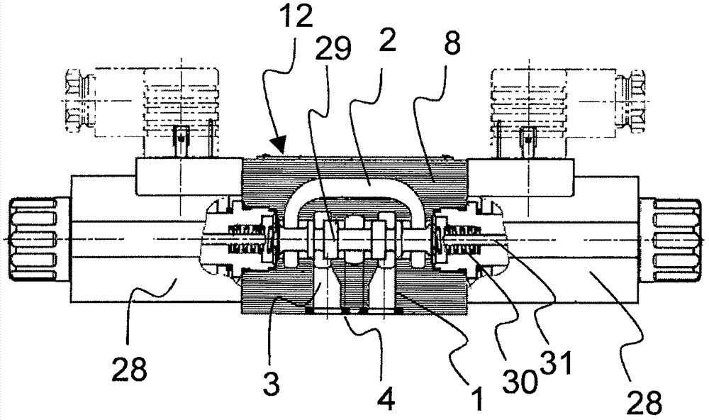 Shell component having hydraulic pressure line