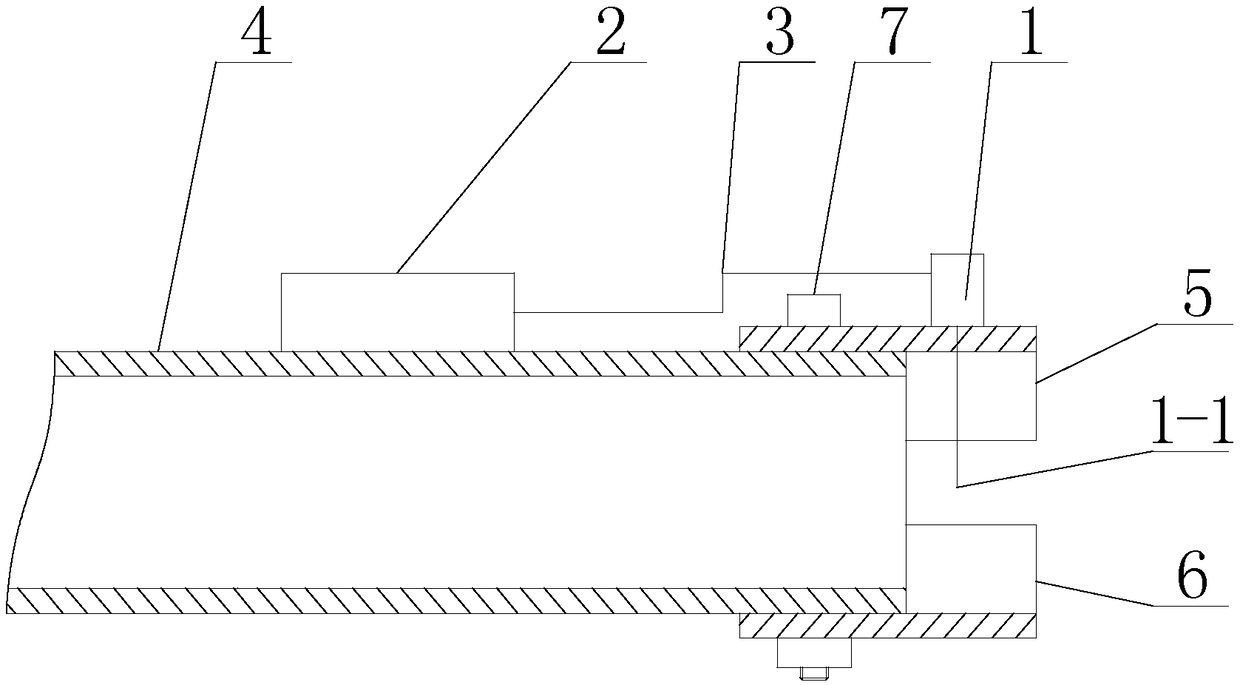 Vehicle-mounted vehicle exhaust monitoring device