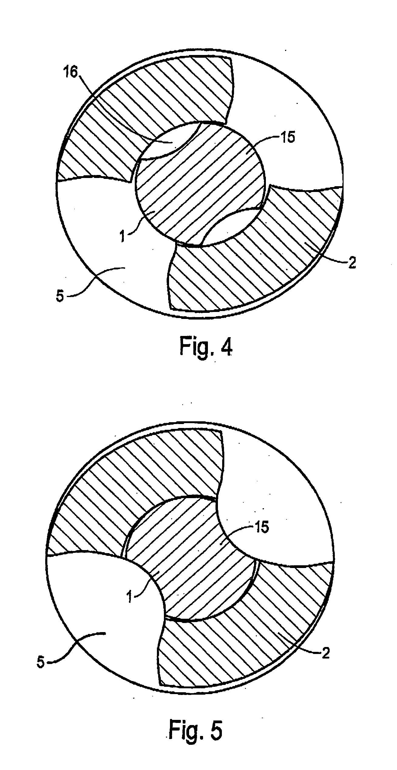 Rotary cutting tool, such as a drill, comprising an exchangeable cutting insert, and an exchangeable cutting insert