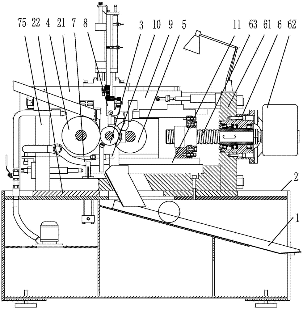 Bearing ring blank cold-rolling machine