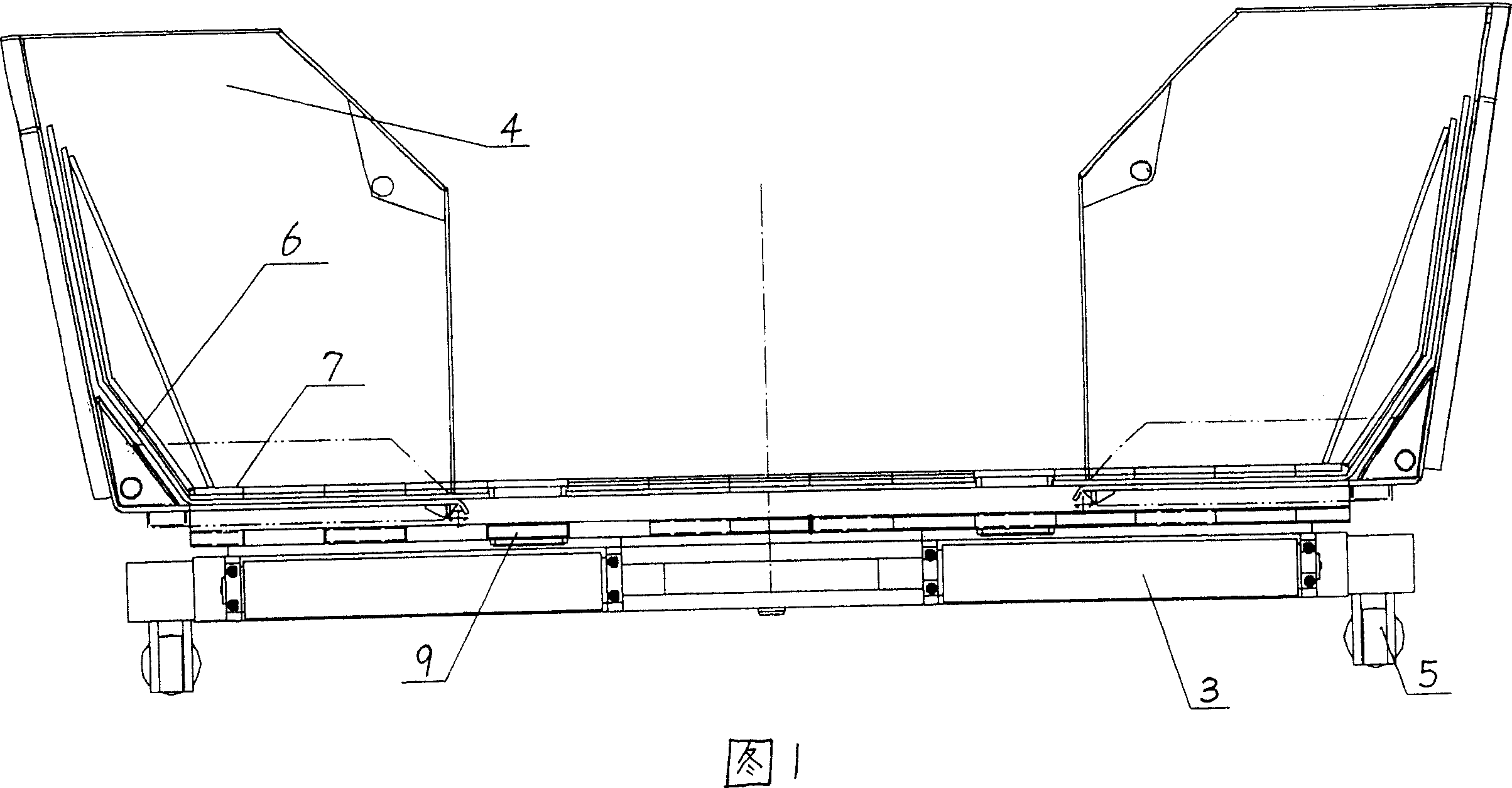 Flex overturning type auxiliary movable hopper for spreading machine