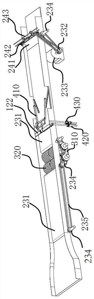 A longitudinal cutting kelp shredding machine