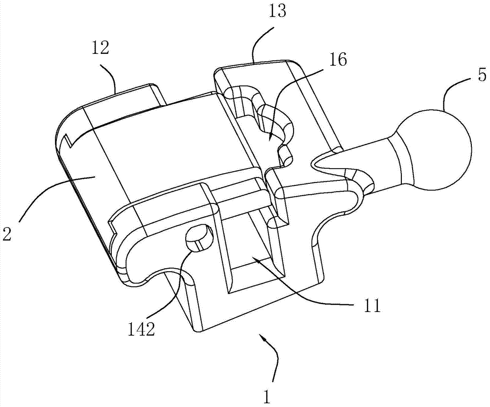 A passive self-locking bracket