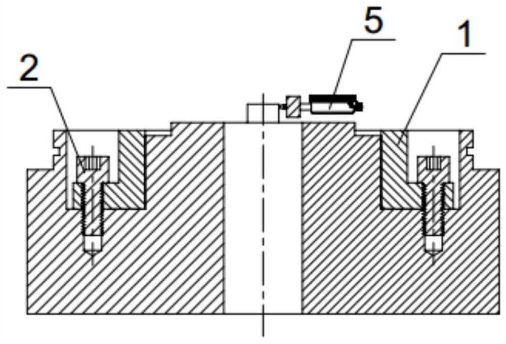 Detection tool for rapidly detecting pitch of threaded holes of part